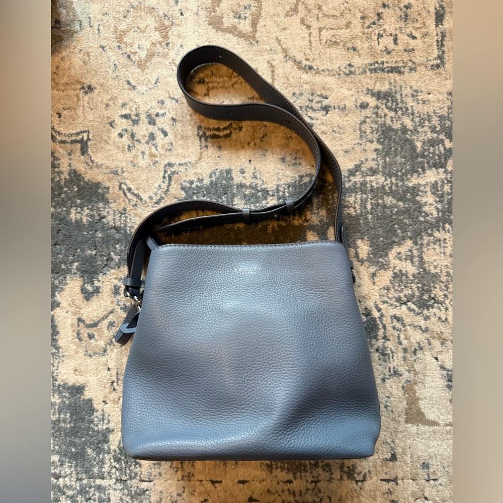 Radley Duke’s Place Blue Leather bag